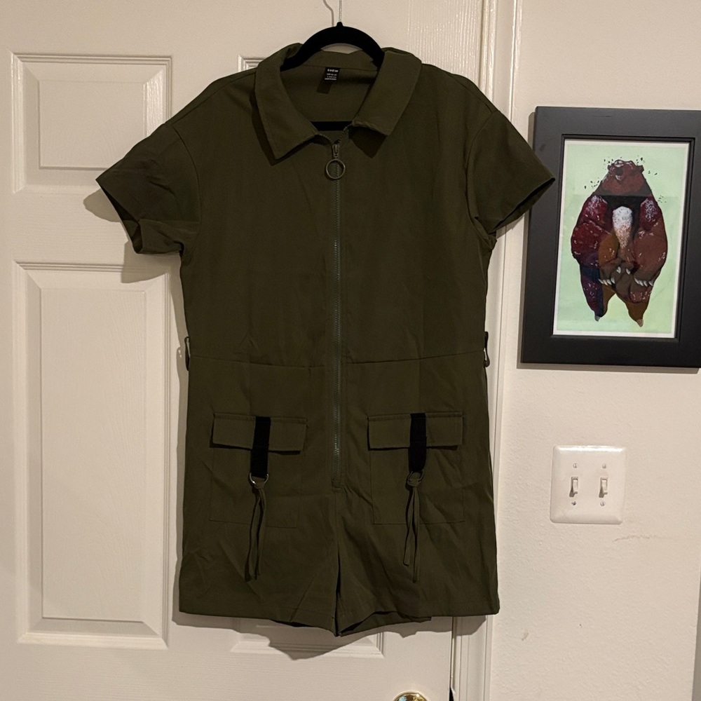 Olive Green Short Sleeve Jacket